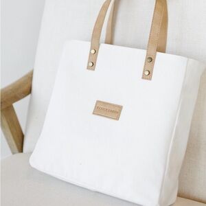 COZY EARTH White & Tan Tote Bag